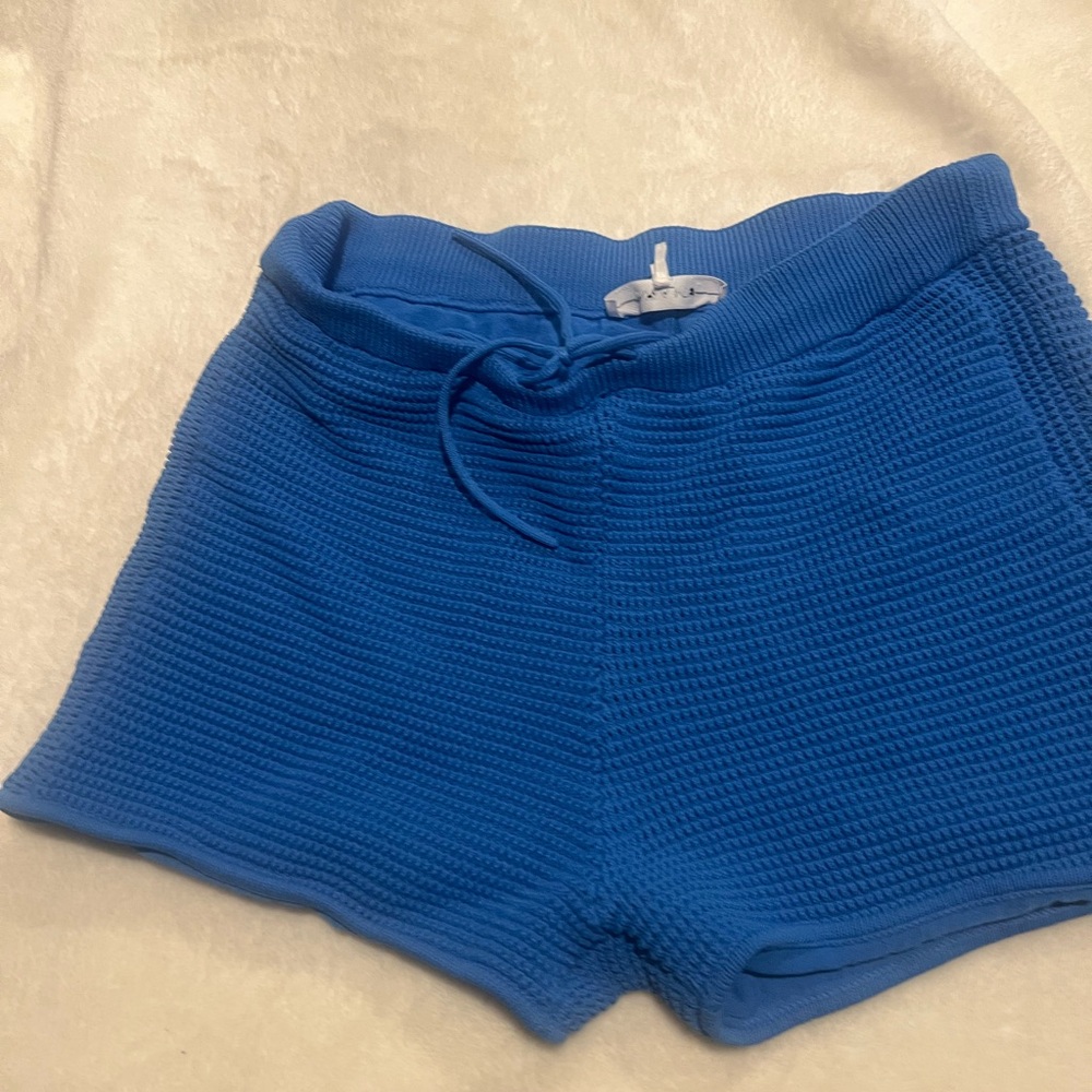 Frame Vibrant Blue Textured Shorts
